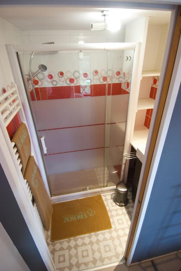 Maison D'Hotes Des 2 Chenes Bessenay Екстериор снимка