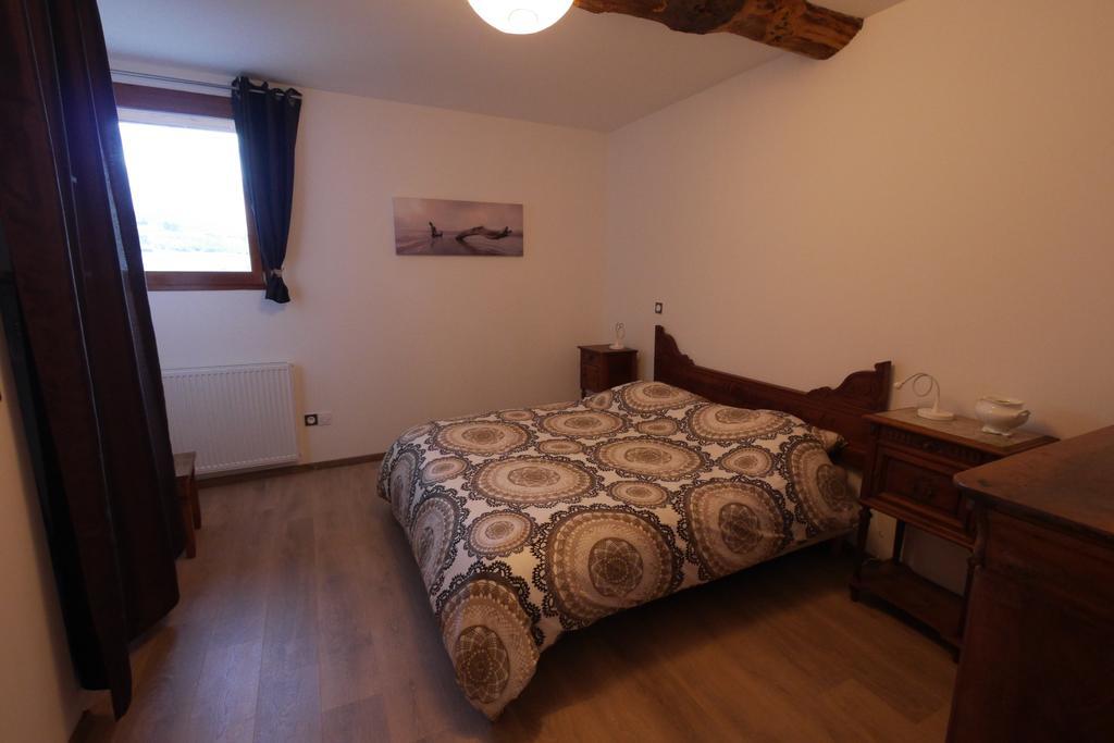 Maison D'Hotes Des 2 Chenes Bessenay Екстериор снимка