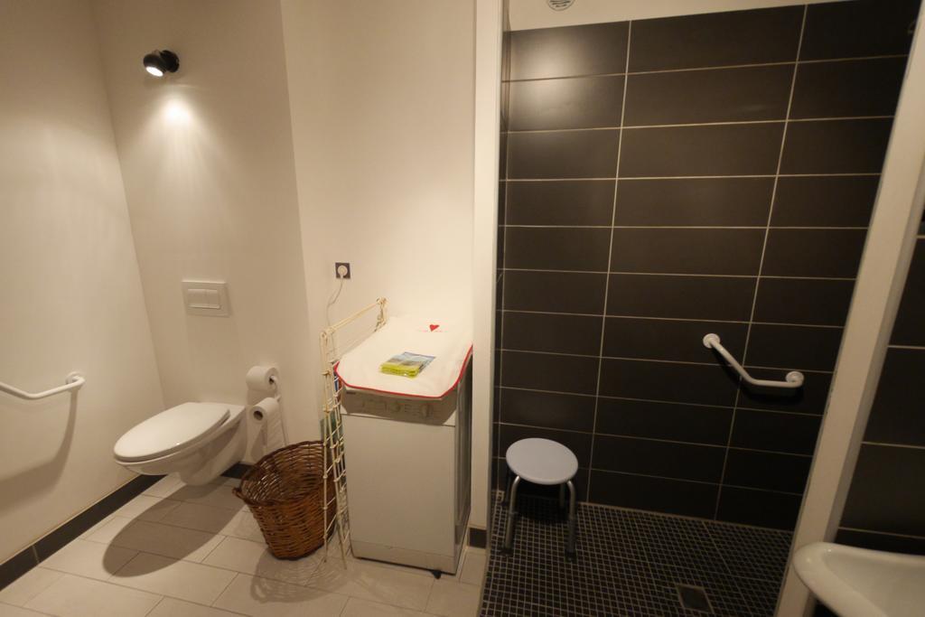 Maison D'Hotes Des 2 Chenes Bessenay Екстериор снимка