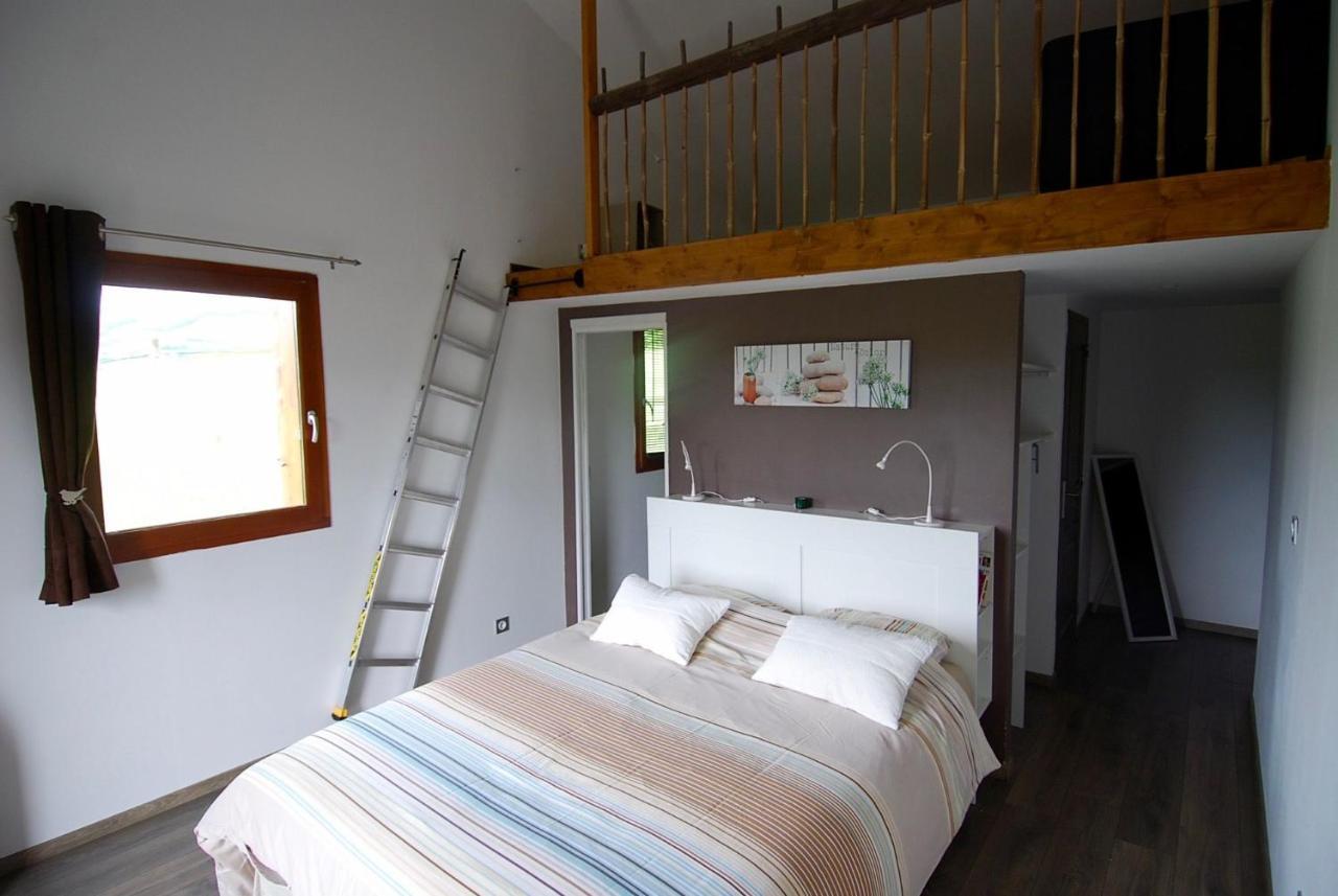 Maison D'Hotes Des 2 Chenes Bessenay Екстериор снимка